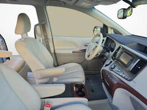 Fahrzeugbild TOYOTA Sienna 3.5 V6 AWD