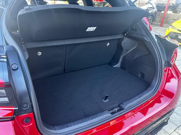 Toyota Yaris 1.5 VVT-i HSD GR Sport