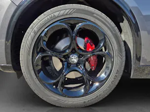 ALFA ROMEO Stelvio 2.0 Q4 280 Veloce