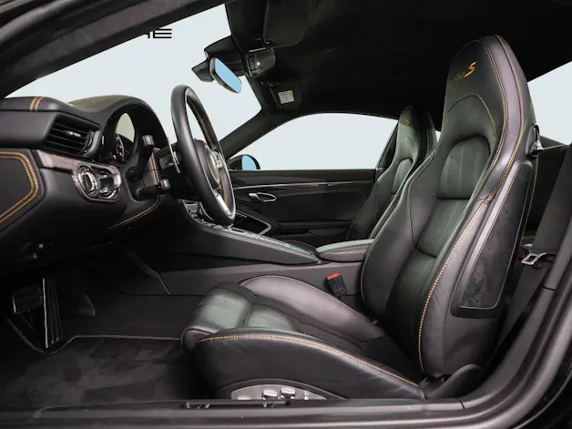 PORSCHE 911 Turbo S Exclusive Series