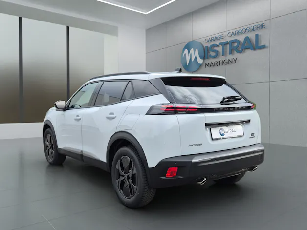 PEUGEOT 2008 1.2 Hybrid 145 Envy