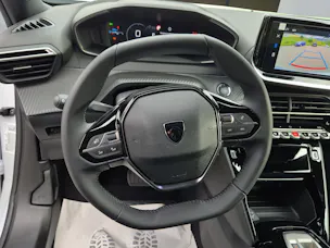 PEUGEOT 2008 1.2 Hybrid 145 Envy