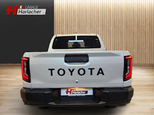 Toyota Hilux Double Cab.-Pick-up 2.8 D-4D MHEV 204 Invincible