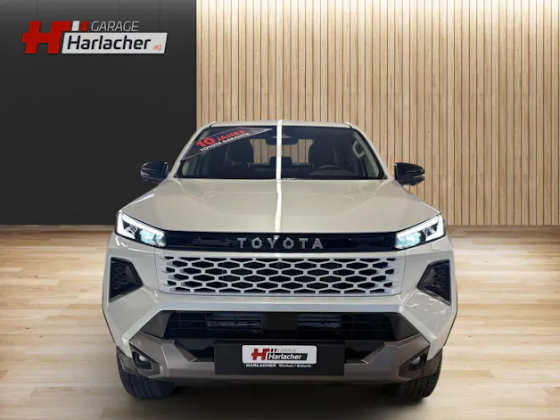 Toyota Hilux Double Cab.-Pick-up 2.8 D-4D MHEV 204 Invincible