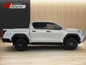 Toyota Hilux Double Cab.-Pick-up 2.8 D-4D MHEV 204 Invincible