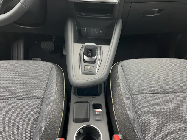 RENAULT Captur 1.8 E-Tech techno