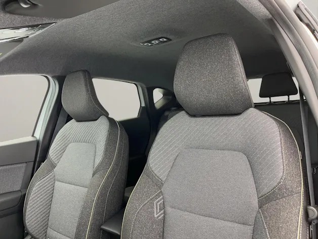 RENAULT Captur 1.8 E-Tech techno