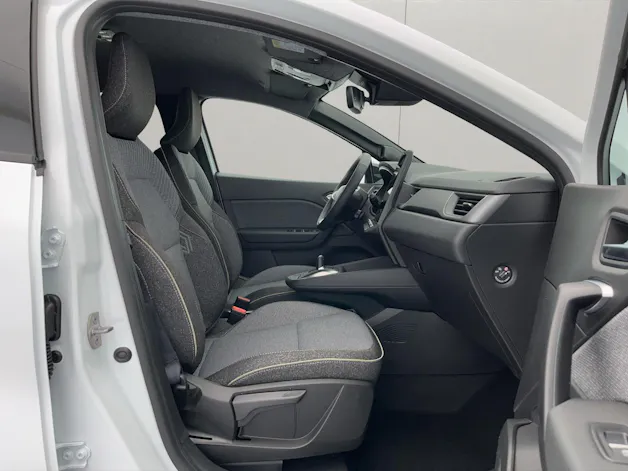 RENAULT Captur 1.8 E-Tech techno