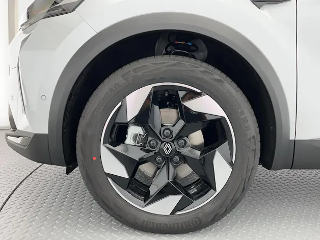 RENAULT Captur 1.8 E-Tech techno