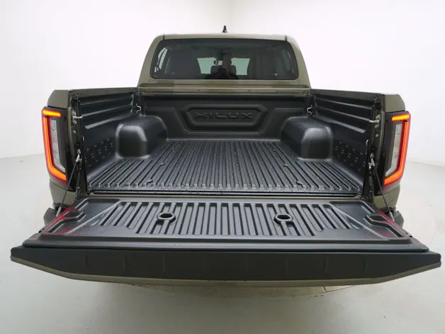 Toyota Hilux Double Cab.-Pick-up 2.8 D-4D MHEV 204 Style