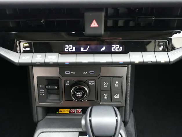 Toyota Hilux Double Cab.-Pick-up 2.8 D-4D MHEV 204 Style