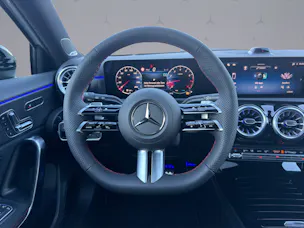 MERCEDES-BENZ A-Klasse W177 A 200 Night Star AMG Line