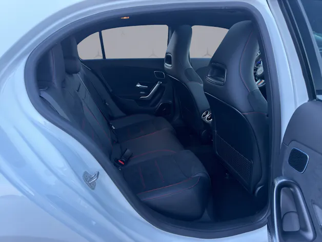 MERCEDES-BENZ A-Klasse W177 A 200 Night Star AMG Line
