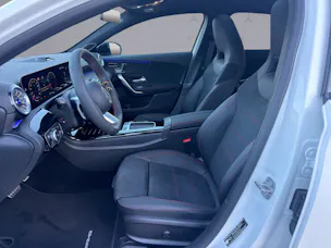 MERCEDES-BENZ A-Klasse W177 A 200 Night Star AMG Line