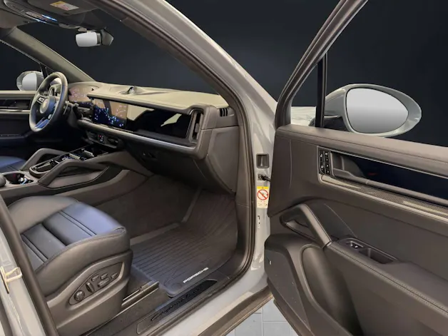 PORSCHE Cayenne Turbo E-Hybrid