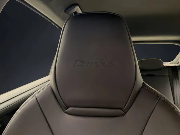 PORSCHE Cayenne Turbo E-Hybrid