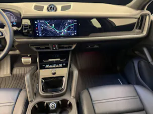 PORSCHE Cayenne Turbo E-Hybrid