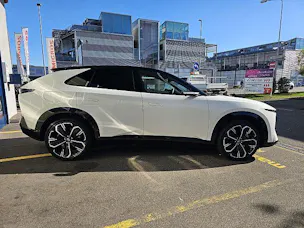 MAZDA CX-6e Takumi Plus