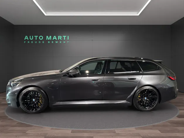 BMW M5 xDrive Touring