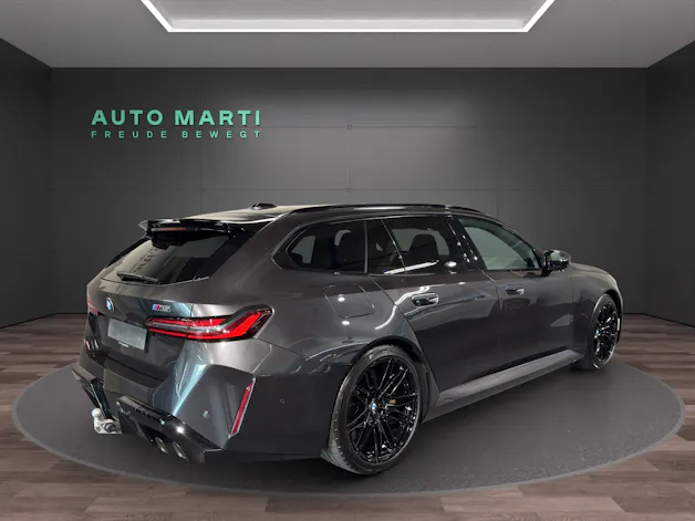 BMW M5 xDrive Touring