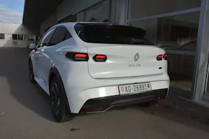RENAULT Clio 1.8 E-Tech techno