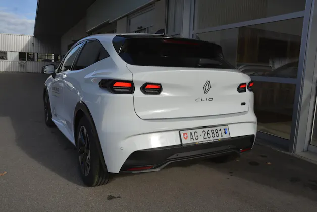 RENAULT Clio 1.8 E-Tech techno