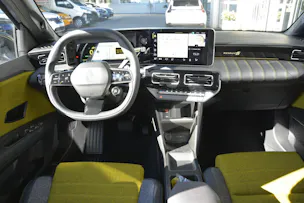 RENAULT R5 E-Tech Comfort Range iconic five