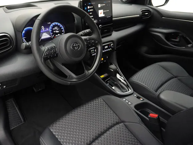 Toyota Yaris 1.5 VVT-i HSD Premium