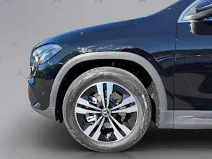 MERCEDES-BENZ GLA-Klasse H247 GLA 250 Swiss Star Progressive 4matic