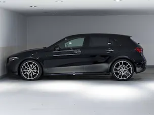 MERCEDES-BENZ A 220 d
