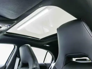 MERCEDES-BENZ A 220 d