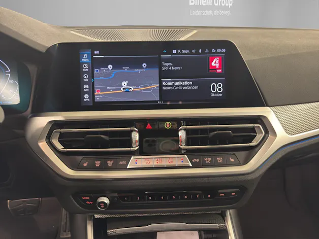 BMW 330e xDrive Touring