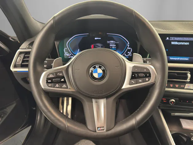 BMW 330e xDrive Touring