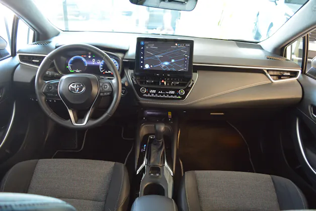 Toyota Corolla Touring Sports 2.0 HSD Swiss Edition
