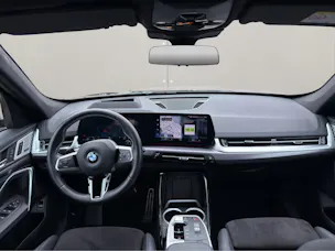 BMW X1 U11 20i sDrive paddles
