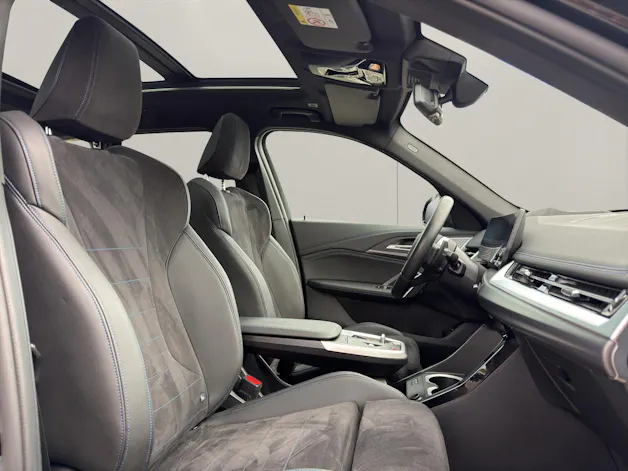 BMW X1 U11 20i sDrive paddles