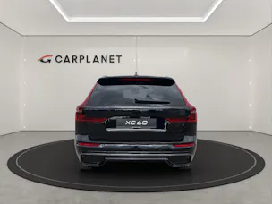 VOLVO XC60 2.0 B5 MH Ultra Dark AWD BLACK EDITION
