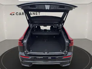 VOLVO XC60 2.0 B5 MH Ultra Dark AWD BLACK EDITION