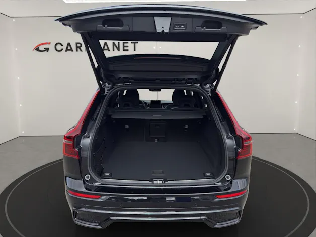VOLVO XC60 2.0 B5 MH Ultra Dark AWD BLACK EDITION