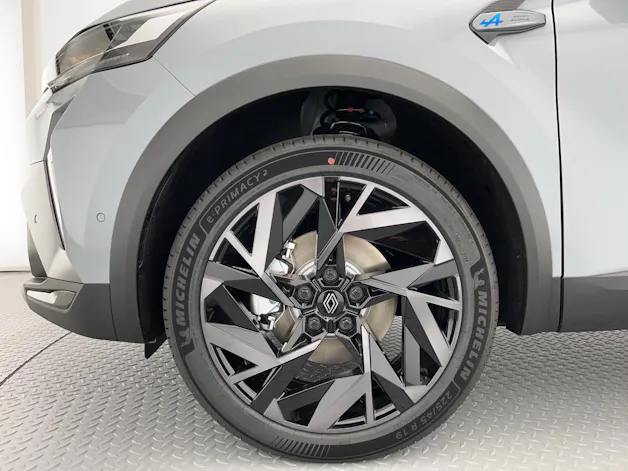 RENAULT Captur 1.8 E-Tech esprit Alpine