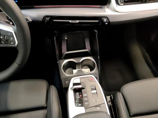 BMW X1 U11 23i xDrive paddles