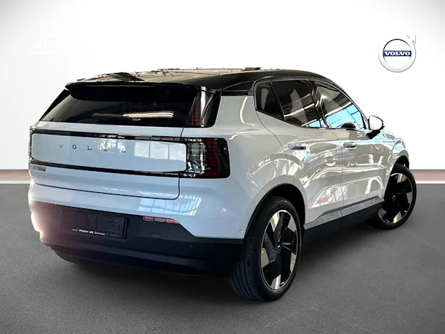 VOLVO EX30 P8 Ultra AWD
