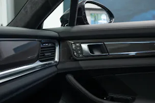PORSCHE Panamera 4.0 V8 Turbo S