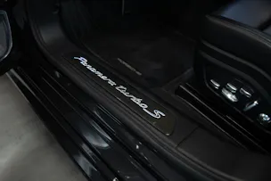 PORSCHE Panamera 4.0 V8 Turbo S