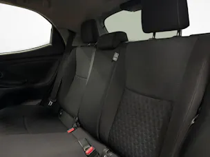 Toyota Yaris 1.5 VVT-i HSD Trend