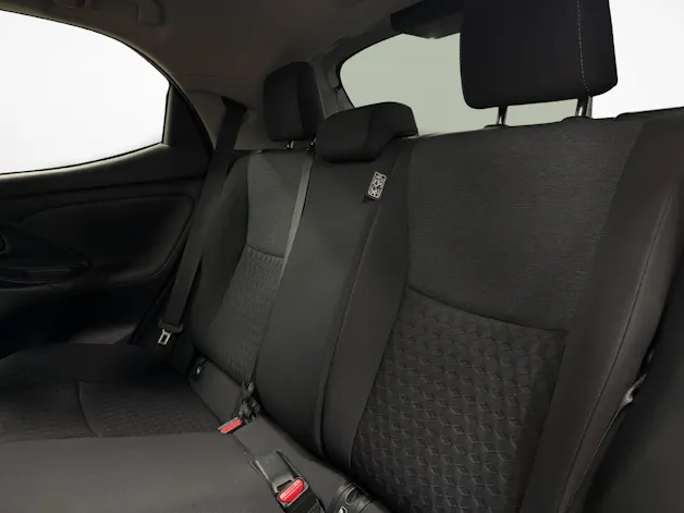 Toyota Yaris 1.5 VVT-i HSD Trend