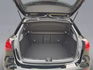 MERCEDES-BENZ A-Klasse W177 A 220 4m