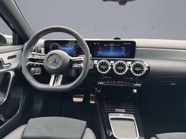 MERCEDES-BENZ A-Klasse W177 A 220 4m