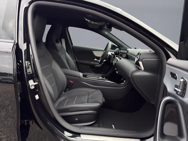 MERCEDES-BENZ A-Klasse W177 A 220 4m