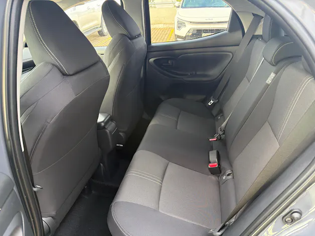 Toyota Yaris 1.5 VVT-i HSD Trend